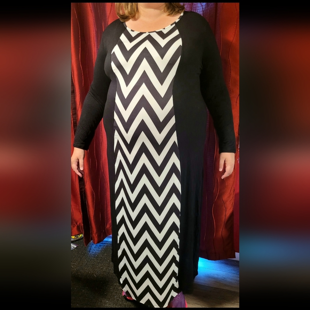 Chevron color blocking maxi 5 x black and white
